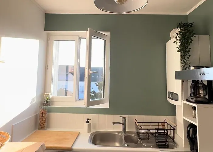 2 Chambres, Centre Ville, Proche Apartamento